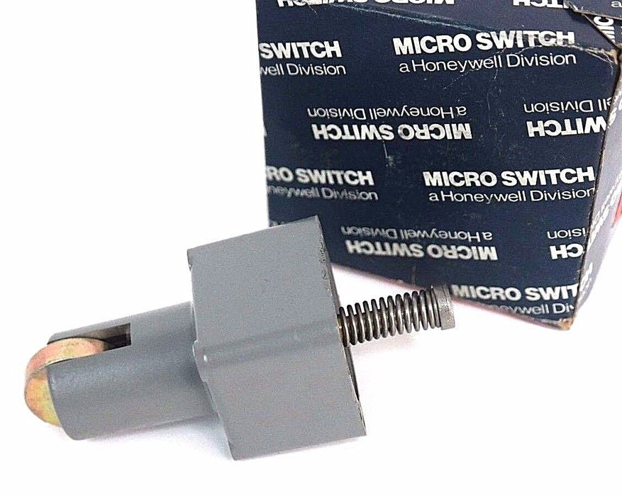 NIB HONEYWELL MICRO SWITCH 9PA4 LIMIT SWITCH HEAD W/ROLLER 8840