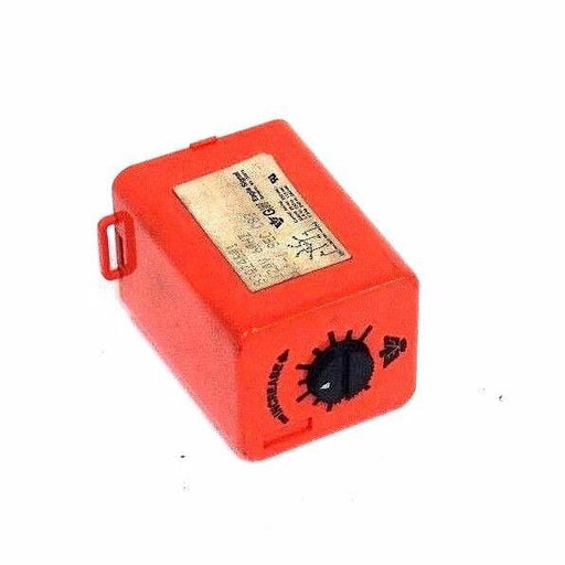 NIB EAGLE SIGNAL 83Q2A601 TIME DELAY RELAY 120V, 60HZ .1-1 SEC C83