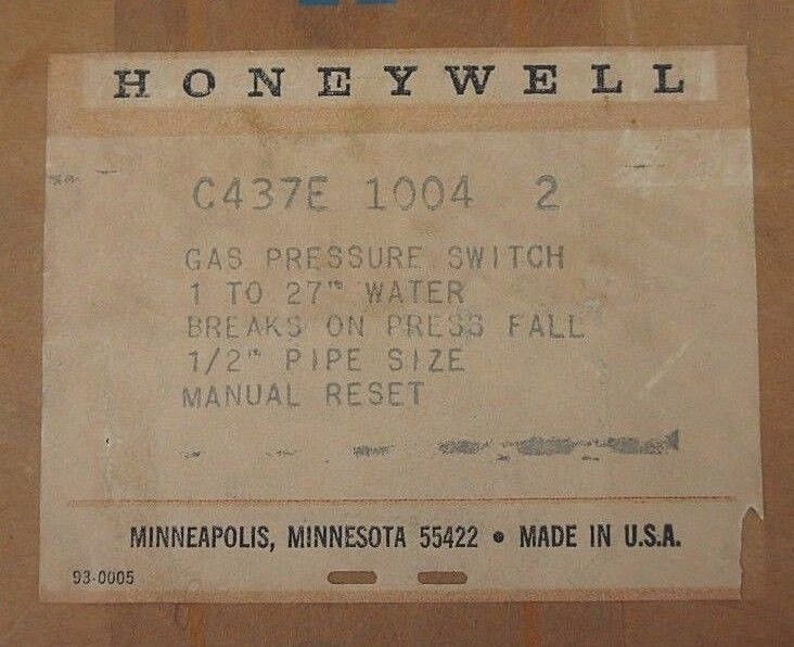 NIB HONEYWELL C437E 1004 GAS PRESSURE SWITCH 1 TO 27" WATER 1/2" PIPE SIZE