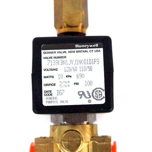 NIB HONEYWELL SKINNER VALVE 7133KBN1JVJ1N0D1D1P3 SOLENOID VALVE 110-120V 50/60HZ