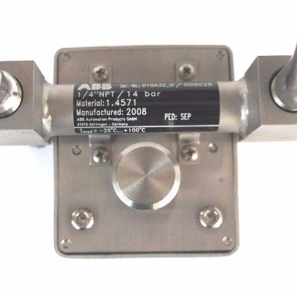 NEW ABB D10A32-0 FLOWMETER 1/4" NPT ORDER NO. 240150211/X022 D10A320