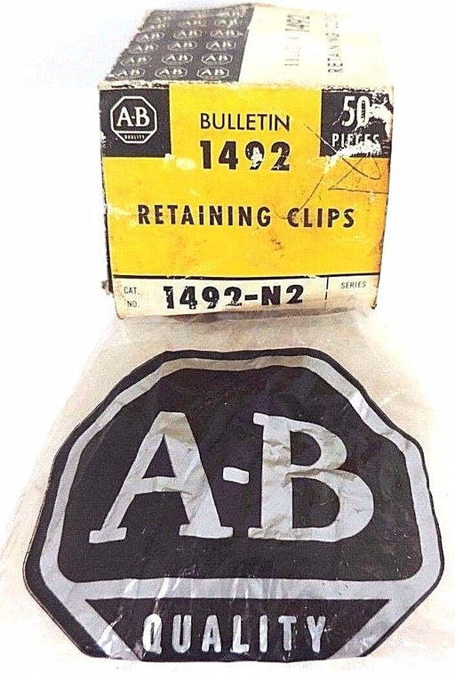 NIB ALLEN BRADLEY 1492-N2 SER. A RETAINING CLIPS - (BOX OF 30)
