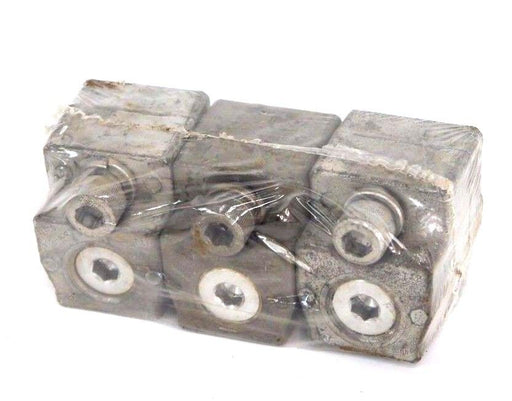 LOT OF 3 NEW THOMAS & BETTS AL-CU TERMINAL 3/0-600