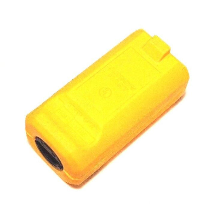 BOX OF 4 NEW ARROW HART 5969YX CONNECTORS 15A, 125V, YELLOW