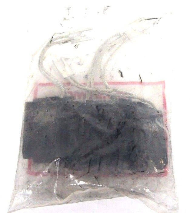 BAG OF 4 NEW HELWIG CARBON 13-751522 CARBON BRUSHES 0.75" x 1.5" x 2.5" 13751522