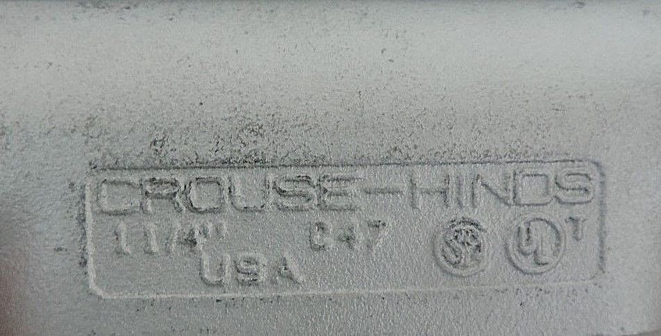 BOX OF 2 NEW COOPER CROUSE-HINDS C47 CONDUIT BODIES FORM C, 1-1/4"