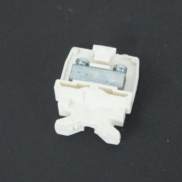 LOT OF 28 NEW BUCHANAN MEDIUM DUTY 300V TERMINAL BLOCKS