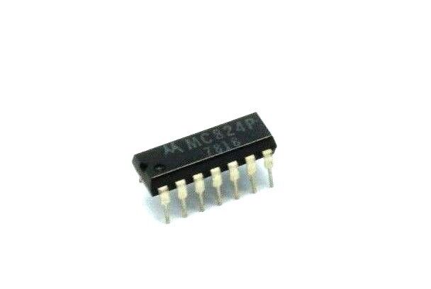 (7) NEW MOTOROLA MC824P IC CHIP LOGIC GATE CIRCUIT QUAD 2-INPUT DIP 14PIN 7818