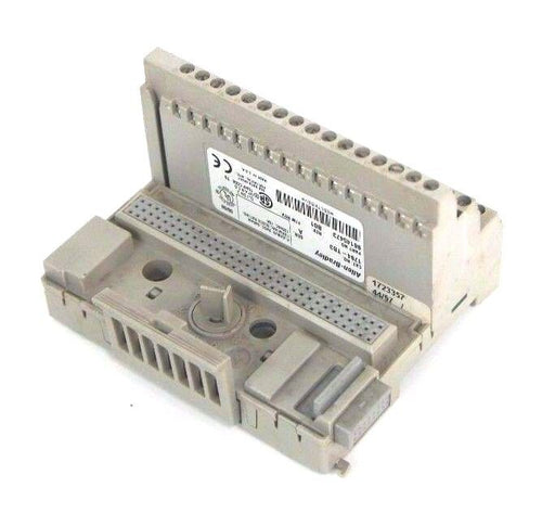 ALLEN BRADLEY 1794-TB3 TERMINAL BASE 1794TB3 SER. A REV. B01 P/N: 96145473