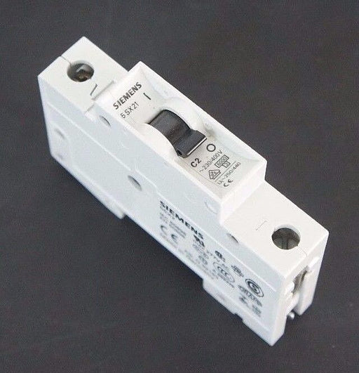 LOT OF 16 SIEMENS 5SX21C2 CIRCUIT BREAKERS 5SX21-C2, 230/400V