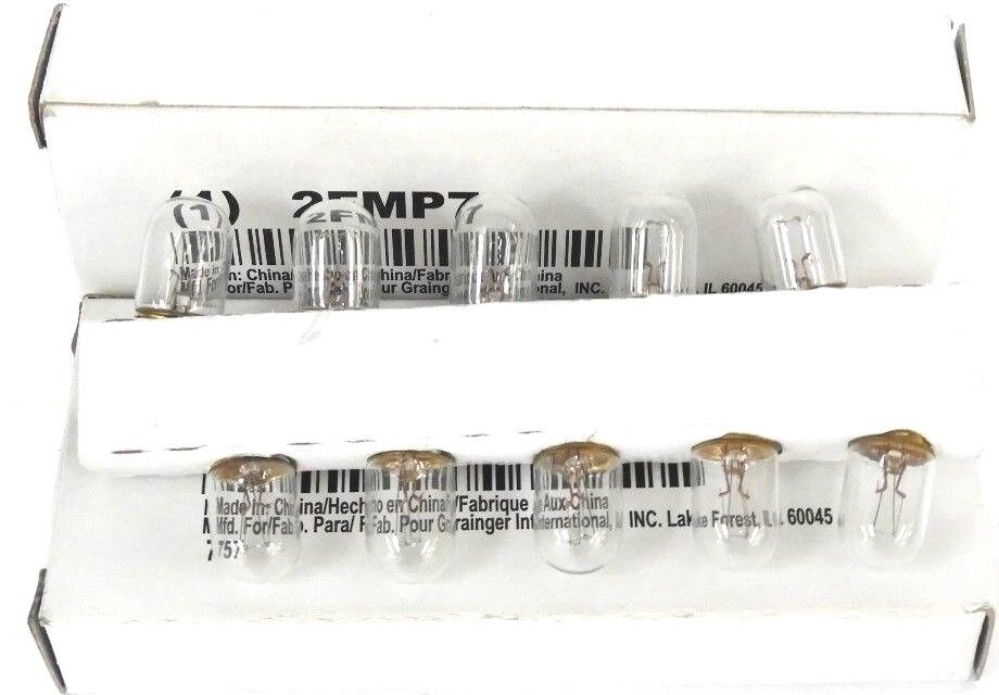 LOT OF 20 NEW LUMAPRO 2FMP7 MINIATURE LAMP BULBS