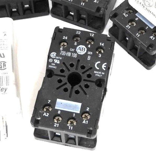 LOT OF 4 ALLEN BRADLEY 700-HA32A1 SER. A RELAYS W/ 700-HN 100 BASE 700HA32A1