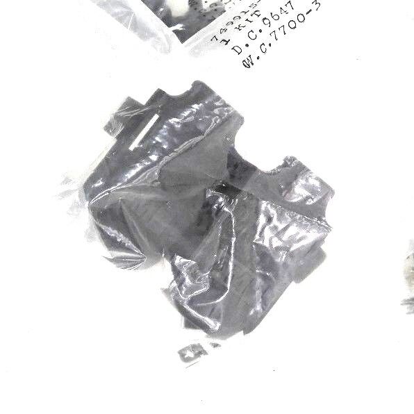 LOT OF 17 NEW AMP 749915-2 CABLE CLAMP KITS 7499152