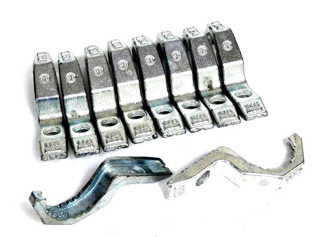 LOT OF 10 NEW THOMAS & BETTS 1 1/4" RIGID CONDUIT FITTING ACCESSORY