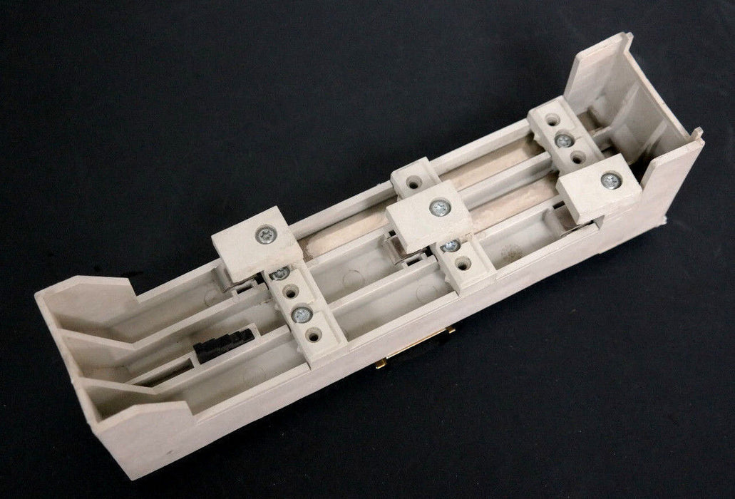 NIB RITTAL SV 3541 COMPONENT ADAPTER 50A (80A), 690V, SV3541