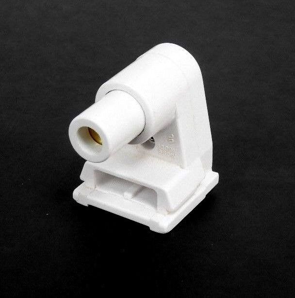 LOT OF 5 NEW LEVITON 2536 SPRING-LOADED LIGHT SOCKETS 1000V, 660W, 104-2536
