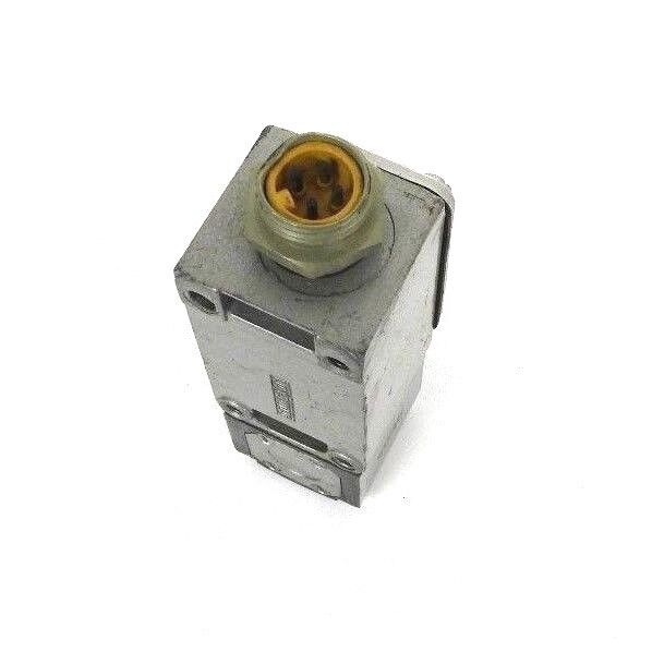 R.B. DENISON C2-JK05 LIMIT SWITCH C2JK05 LOT 677, SER. A, NEMA A6