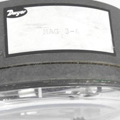 LOT OF 2 DWYER 12-167004-00 MAGNEHELIC PRESSURE GAUGES X 100 CFM, 1216700400