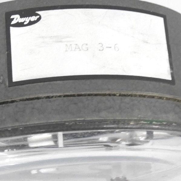 LOT OF 2 DWYER 12-167004-00 MAGNEHELIC PRESSURE GAUGES X 100 CFM, 1216700400