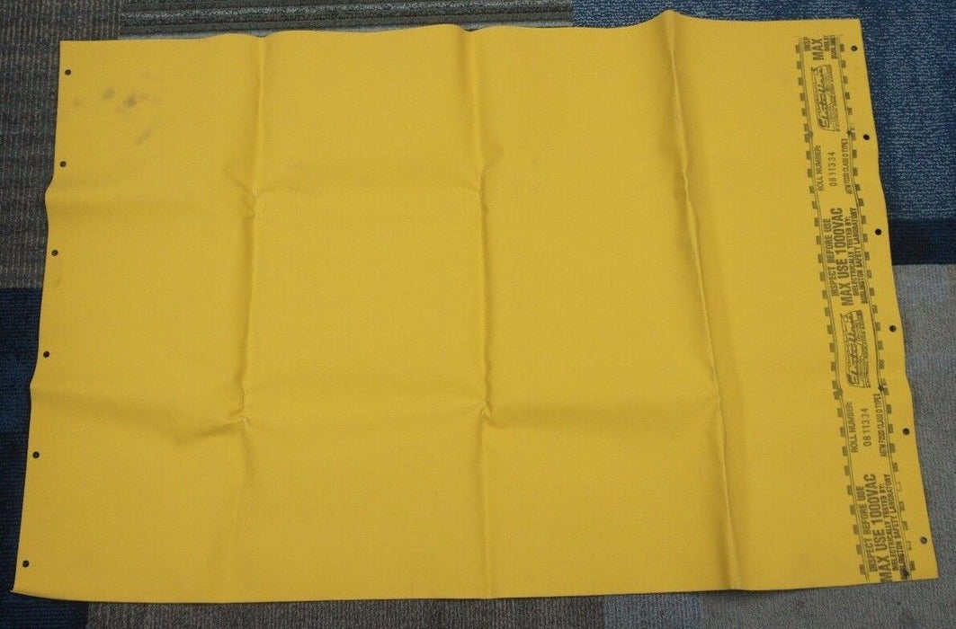 NEW UNITED TECHNOLOGIES CARRIER VP-795085 YELLOW VOLTAGE BARRIER SHEETING 3X2FT