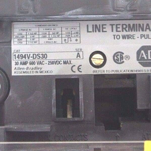ALLEN BRADLEY 1494V-DS30 LINE TERMINAL GUARD RIGHT HAND SER. A W/ ON/OFF SWITCH