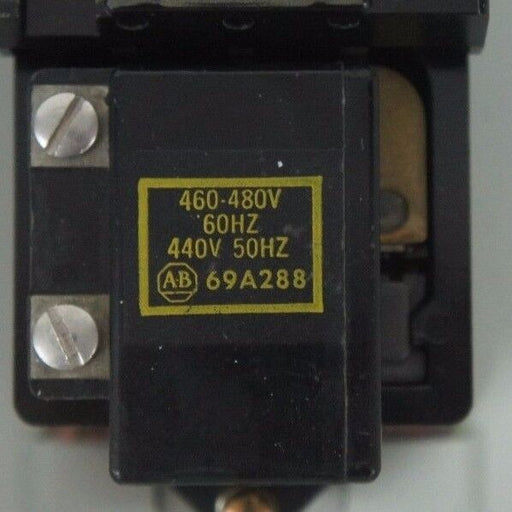 ALLEN BRADLEY 50O-T0B93 CONTACTOR W/ 69A288 COIL & ENCLOSURE