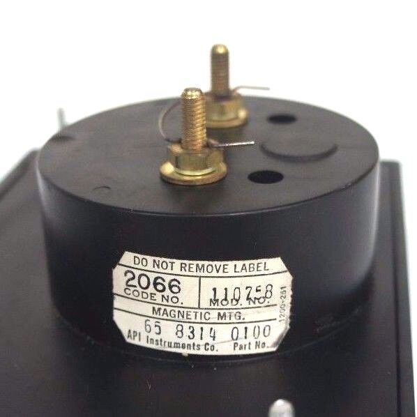 LOT OF 2 API 2066 110758 GAUGES 65-8314-0100 , 0-1000 CENTIGRADE