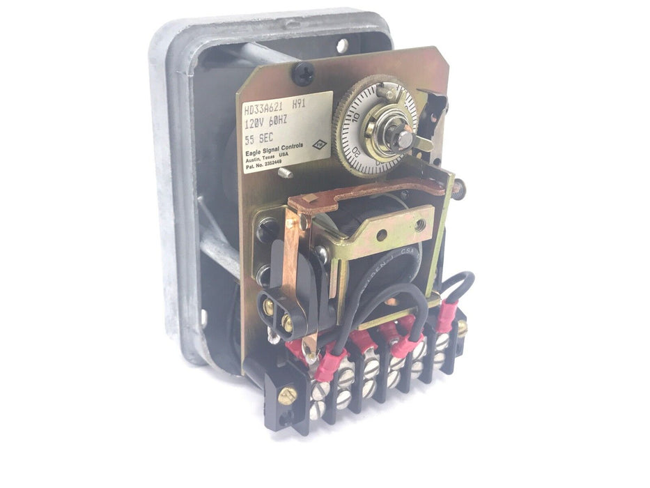 NIB EAGLE SIGNAL HD33A621 ELECTRIC RESET TIMER 120V 60Hz, 55SEC TIME