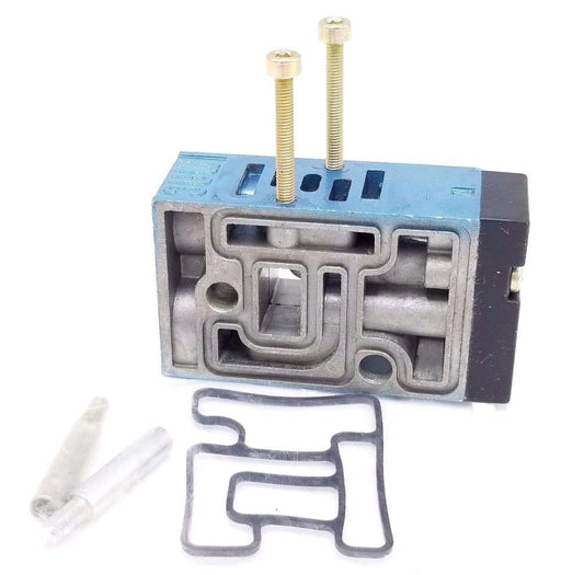 NEW MAC VALVE MANIFOLD WITH HARDWARE