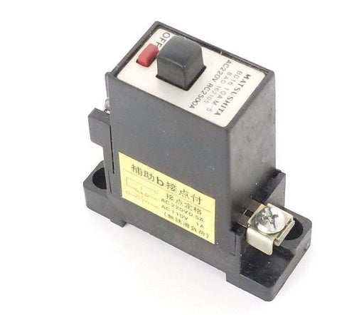 MATSUSHITA BD16 10AM-5 CIRCUIT BREAKER BAD 162105, AC220V RC2500A