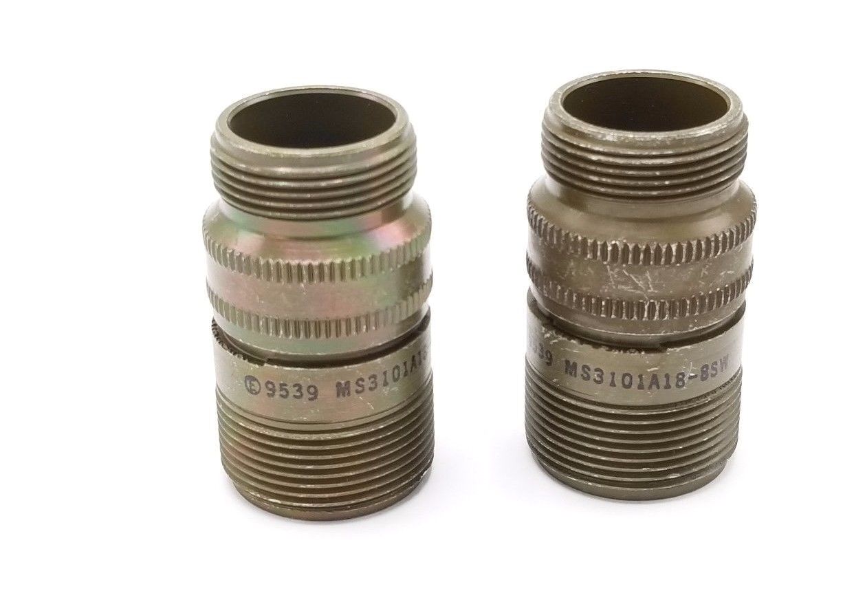 LOT OF 2 NEW AMPHENOL MS3101A18-8SW CIRCULAR CABLE CONNECTORS MS3101A188SW
