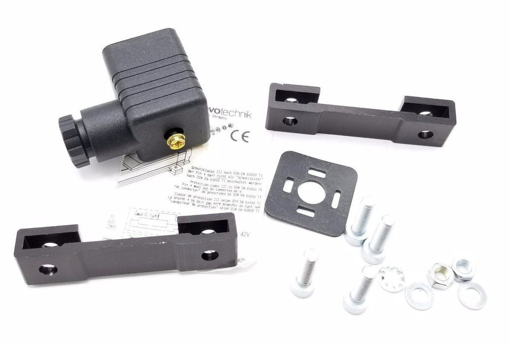 NEW NOVOTECHNIK 0560 CONNECTOR AND HARDWARE