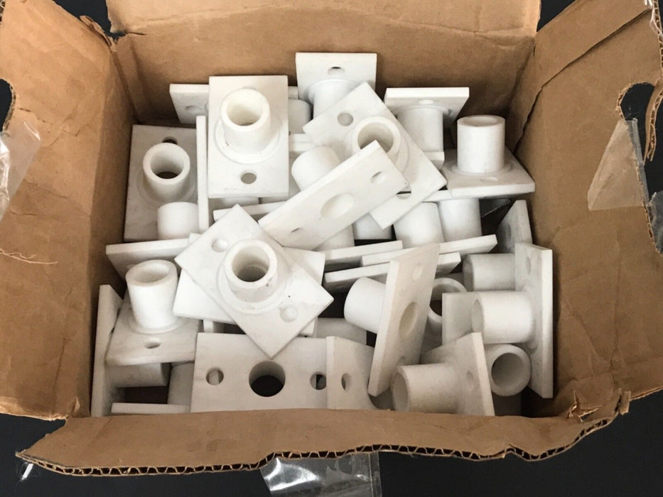 LOT OF 35 TEFLON INSULATORS ITEM NO: 3210.0008, INSIDE DIAMETER: 7/8"