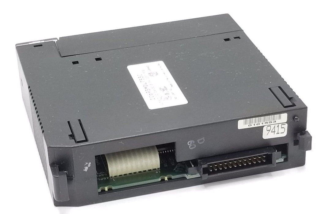 GE FANUC IC693MDL753C OUTPUT MODULE 0.5A, 32 PT POS, 12/24 VDC