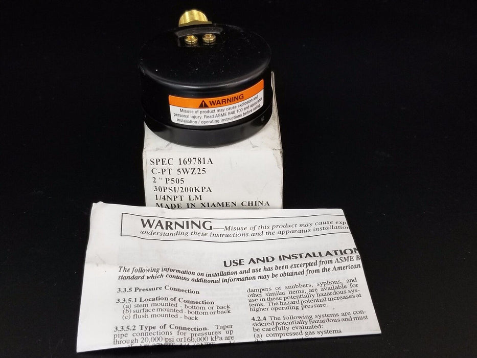 NIB GRAINGER 5WZ25 PRESSURE GAUGE 30PSI-200KPA 1/4IN NPT LM