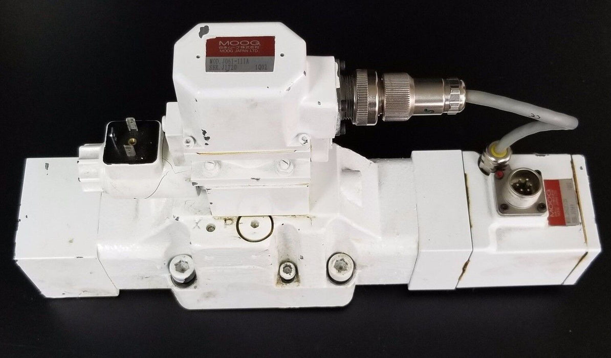 MOOG J061-111A HYDRAULIC VALVE ASSEMBLY J662C120 B97012-024