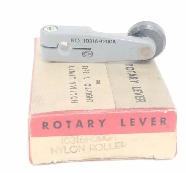 NIB CUTLER-HAMMER 10316H200A NYLON ROLLER ROTARY LEVER