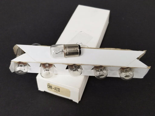 BOX OF 9 NEW CHICAGO MINIATURE CM8-A233 REPLACEMENT BULBS 24V