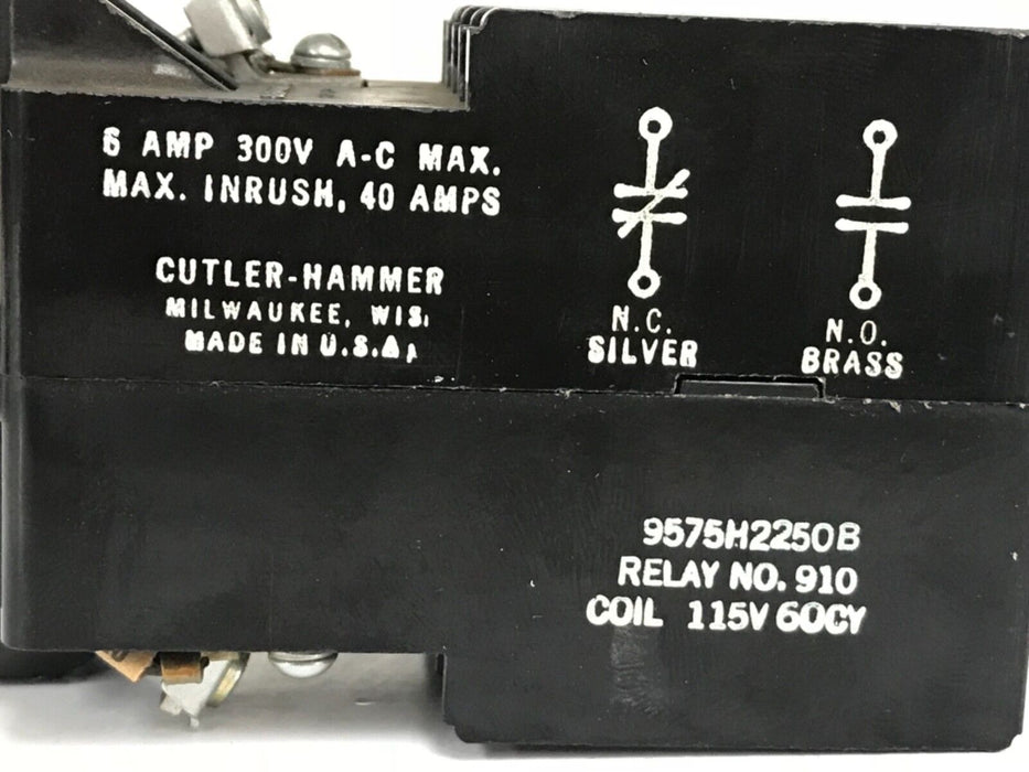 LOT OF 2 CUTLER-HAMMER 9575H2250 COMPACT 300 TYPE CF RELAYS 300VAC, 6A, 910