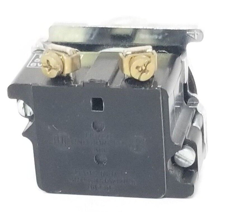 CUTLER HAMMER 10250T INDICATOR LIGHT 120V, 50/60HZ, 6V LAMP *DAMAGED / NO BULB*