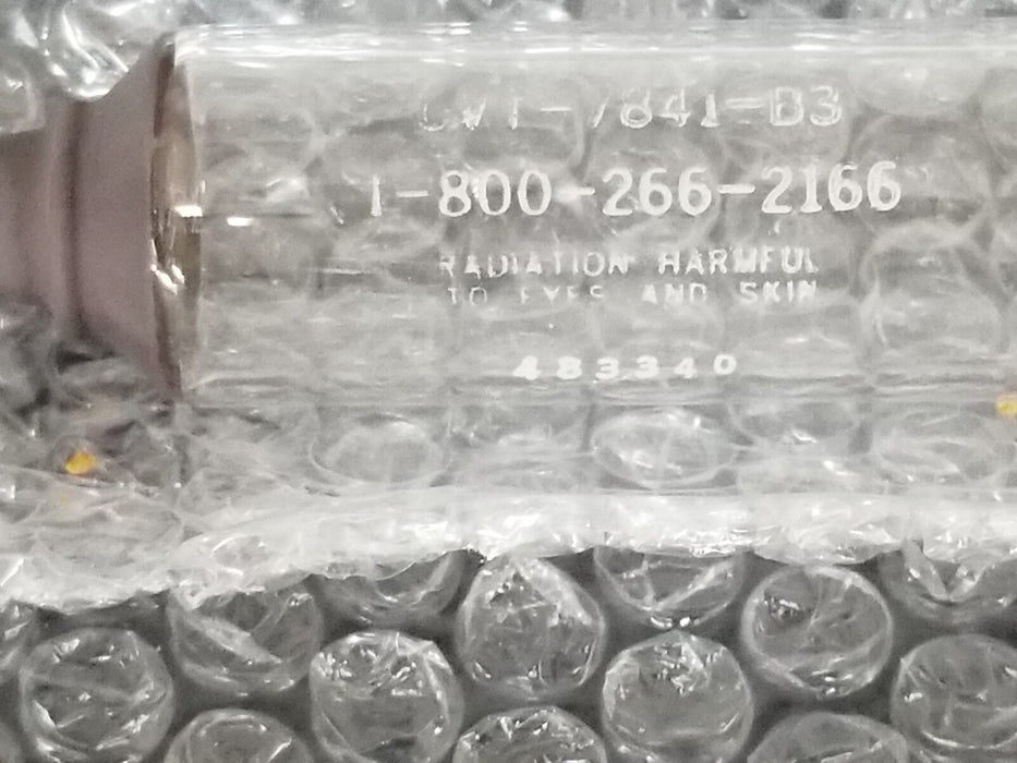 LOT OF 2 NEW UV TECH UVT-7841-B3 QUARTZ LAMPS 483339-40, UVT7841B3