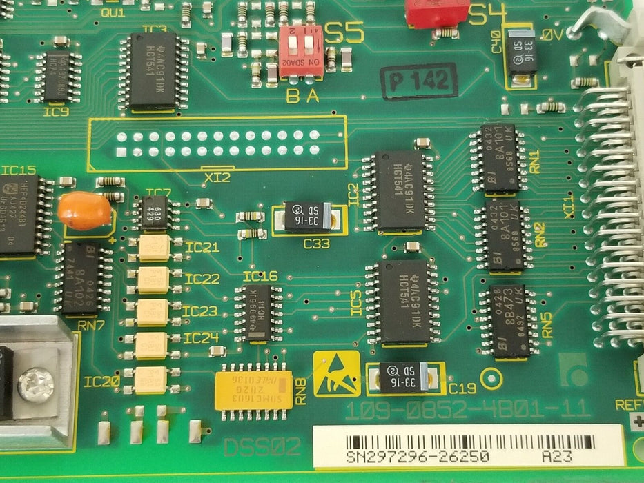 INDRAMAT / REXROTH DSS02.1 SERCOS INTERFACE BOARD 109-0852-4B01-11 (DAMAGED)