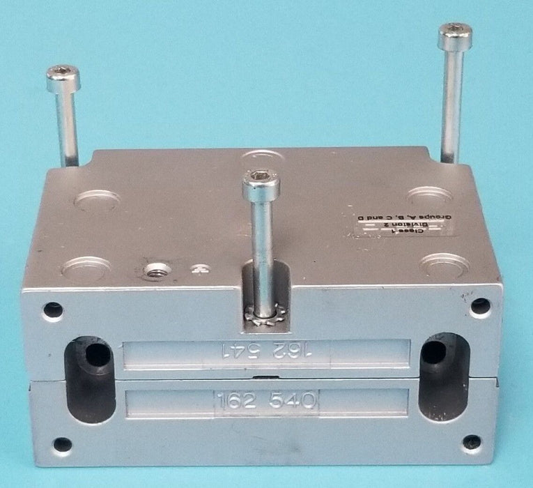 FESTO ELECTRIC CPV-14-VI PNEUMATIC MANIFOLD 18210 , 162-540 , 162-541