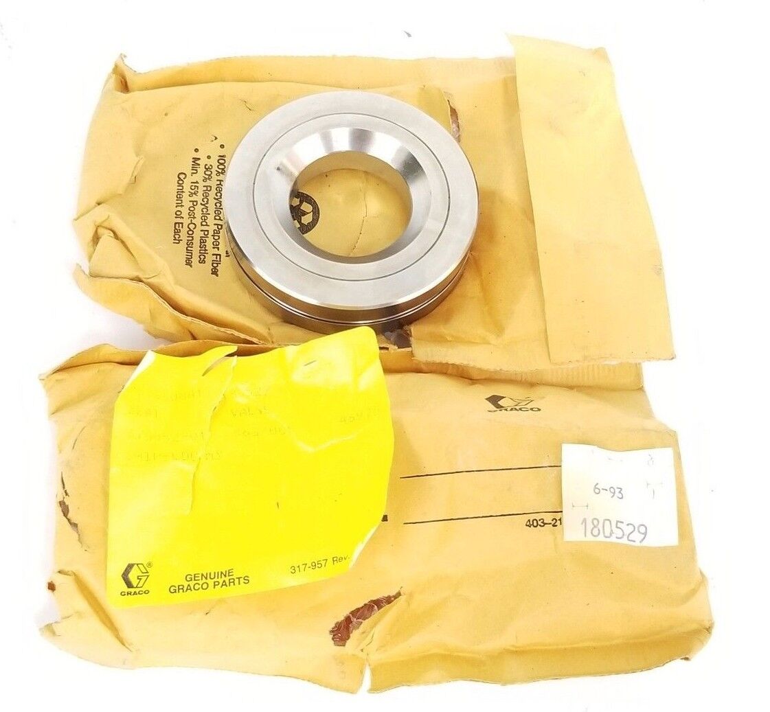 LOT OF 2 NEW GRACO 180529 VALVE SEATS 693