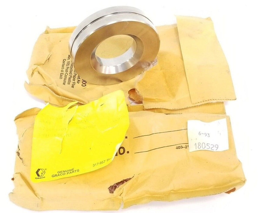 LOT OF 2 NEW GRACO 180529 VALVE SEATS 693