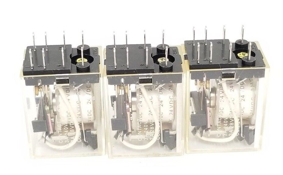 LOT OF 3 OMRON MY2ZN 24VDC RELAYS MY2ZN24VDC