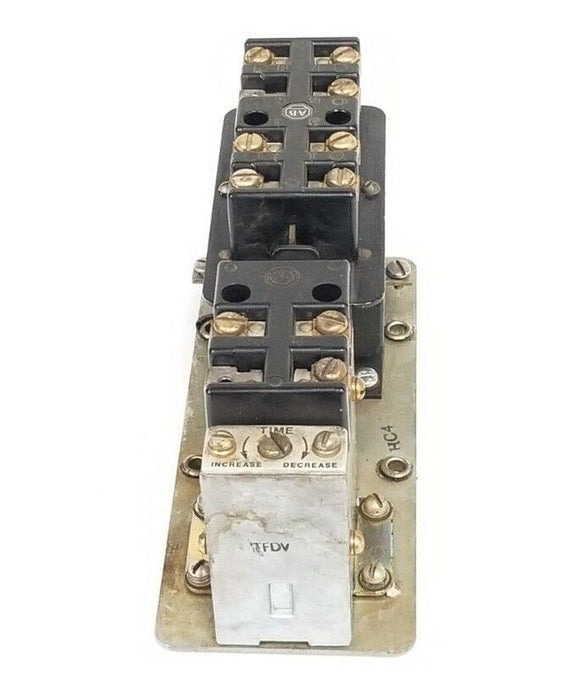 ALLEN BRADLEY PNEUMATIC TIMER W/ 21A86 COIL 120V, 60HZ TFDV HC4