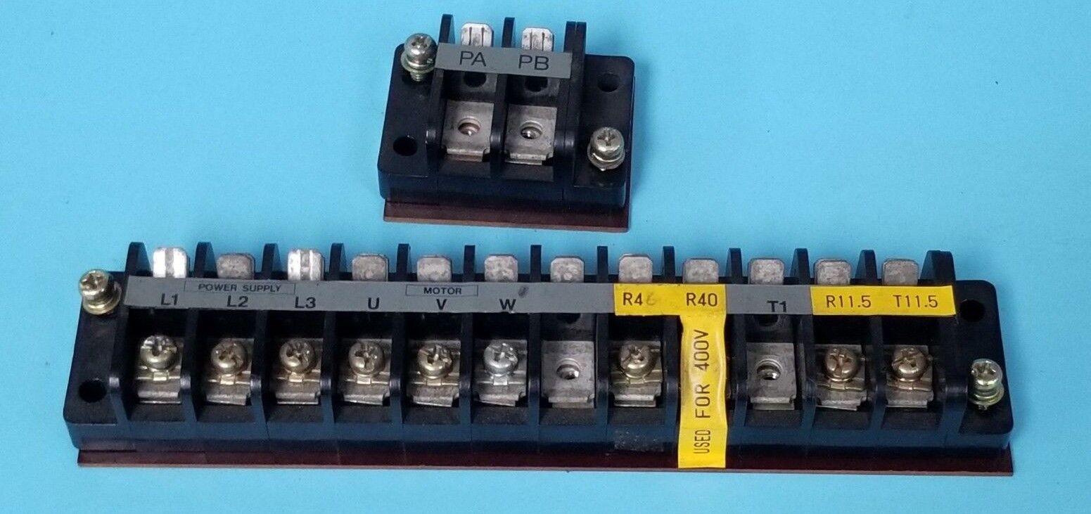 LOT OF 2 KYOSHIN TERMINAL POWER STRIPS 12 TERMINAL & 2 TERMINAL