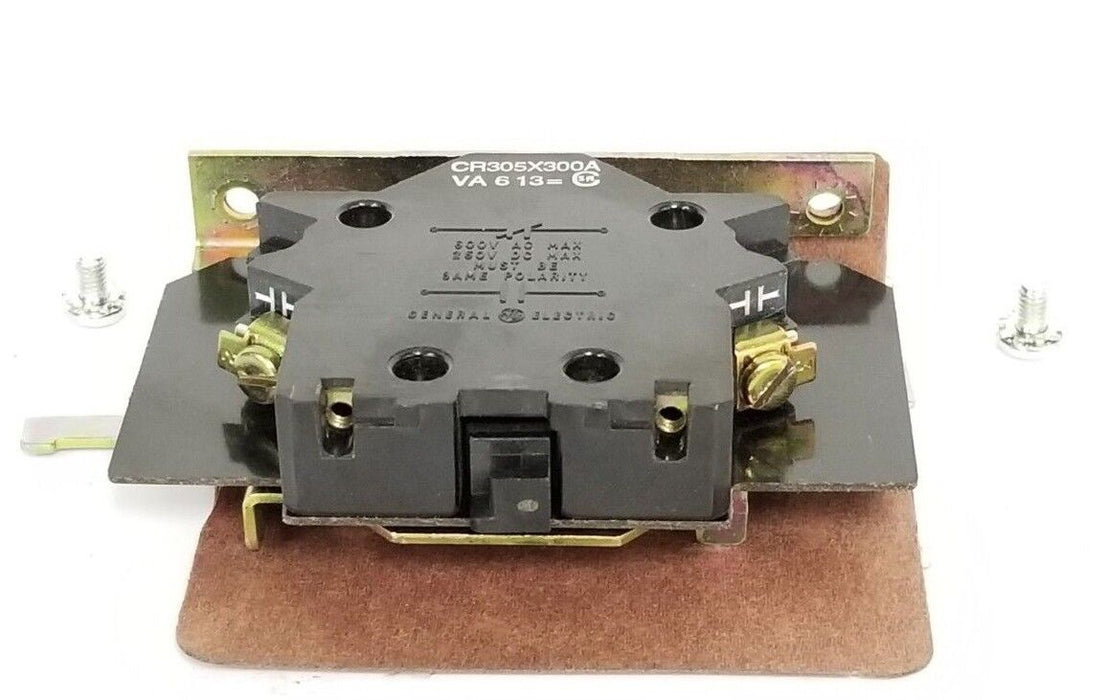 GENERAL ELECTRIC CR305X300A AUXILIARY CONTACT 600VAC 250VDC