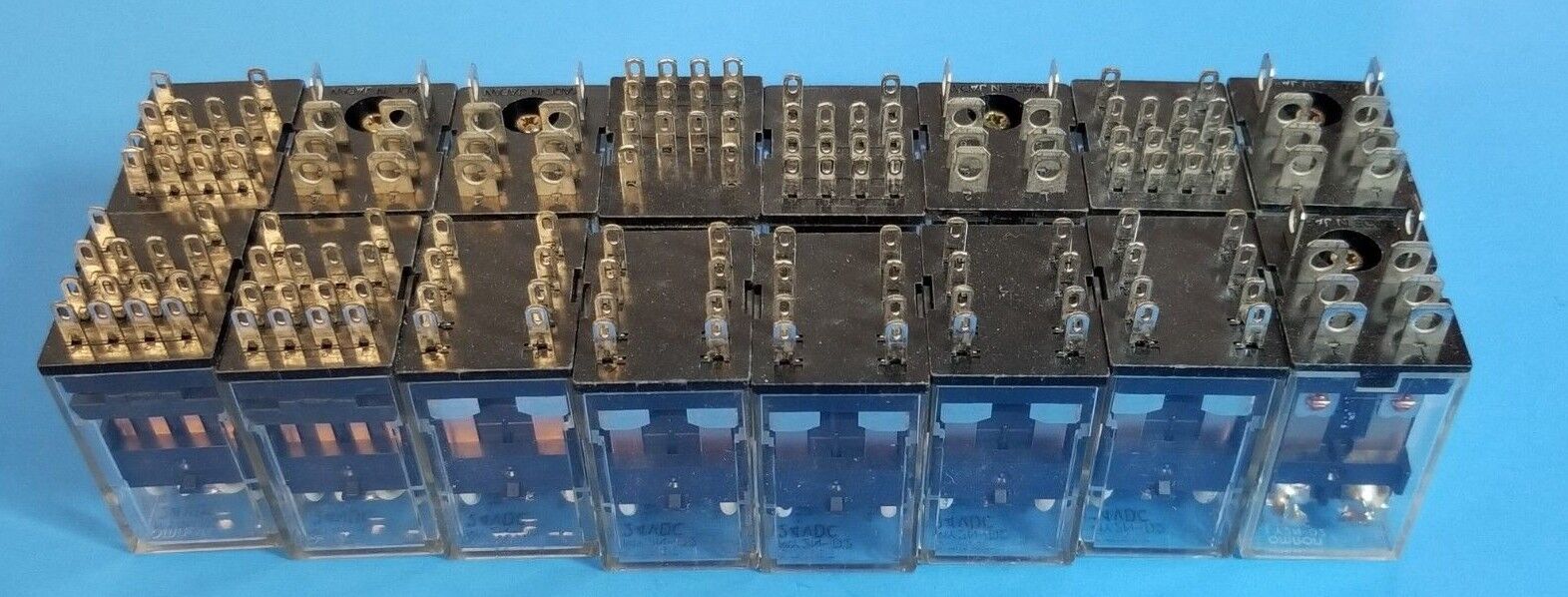 LOT OF 16 OMRON LY2N-D2 RELAYS LY2ND2, 24VDC